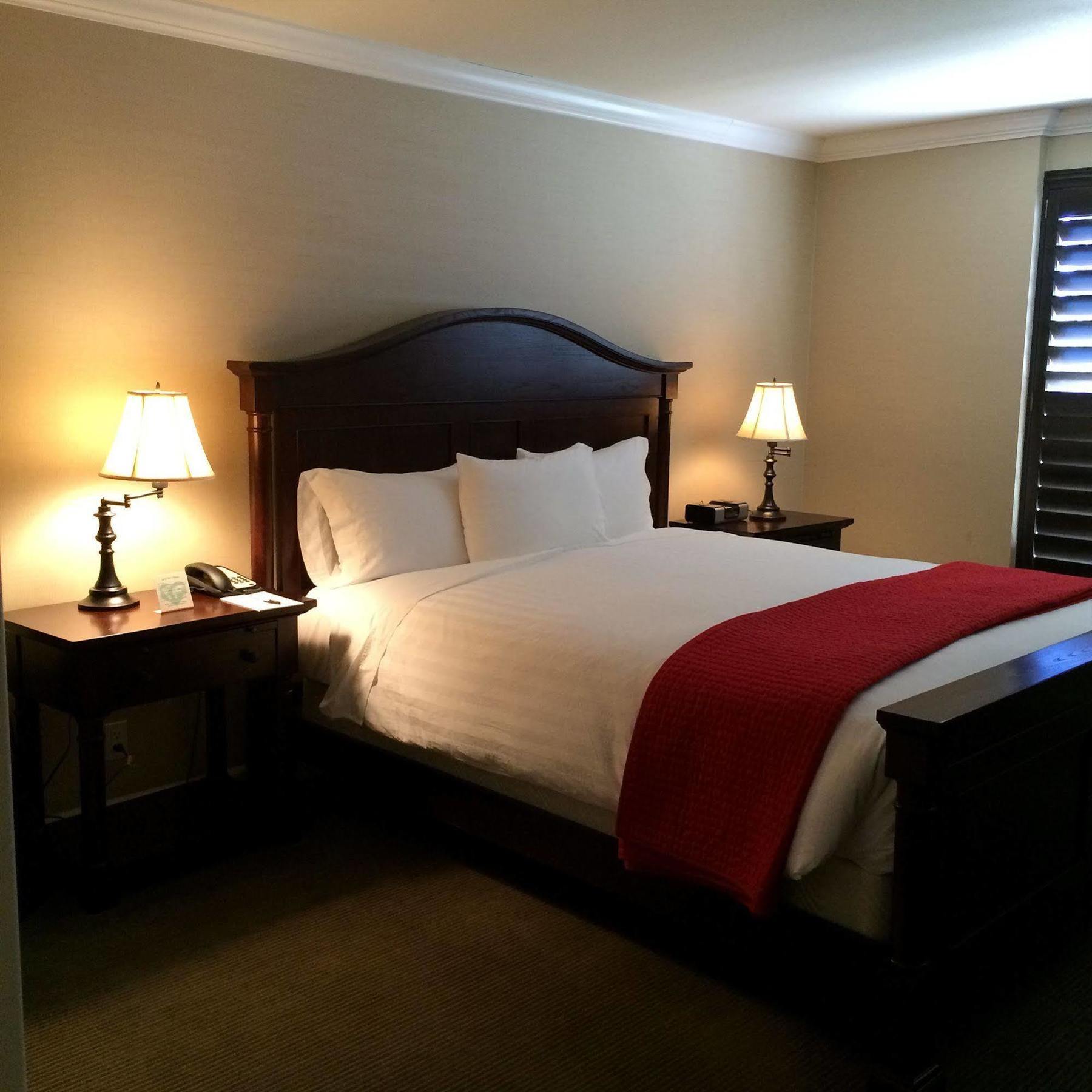 Cupertino Hotel Hotel